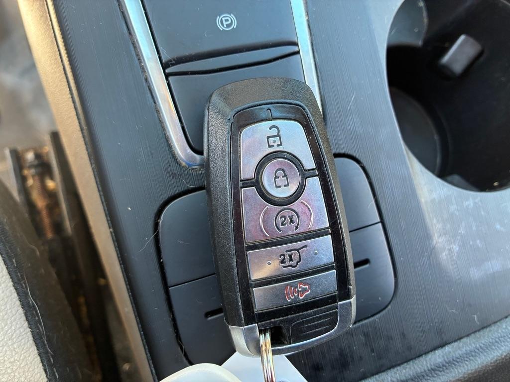 Ford Escape photo 19