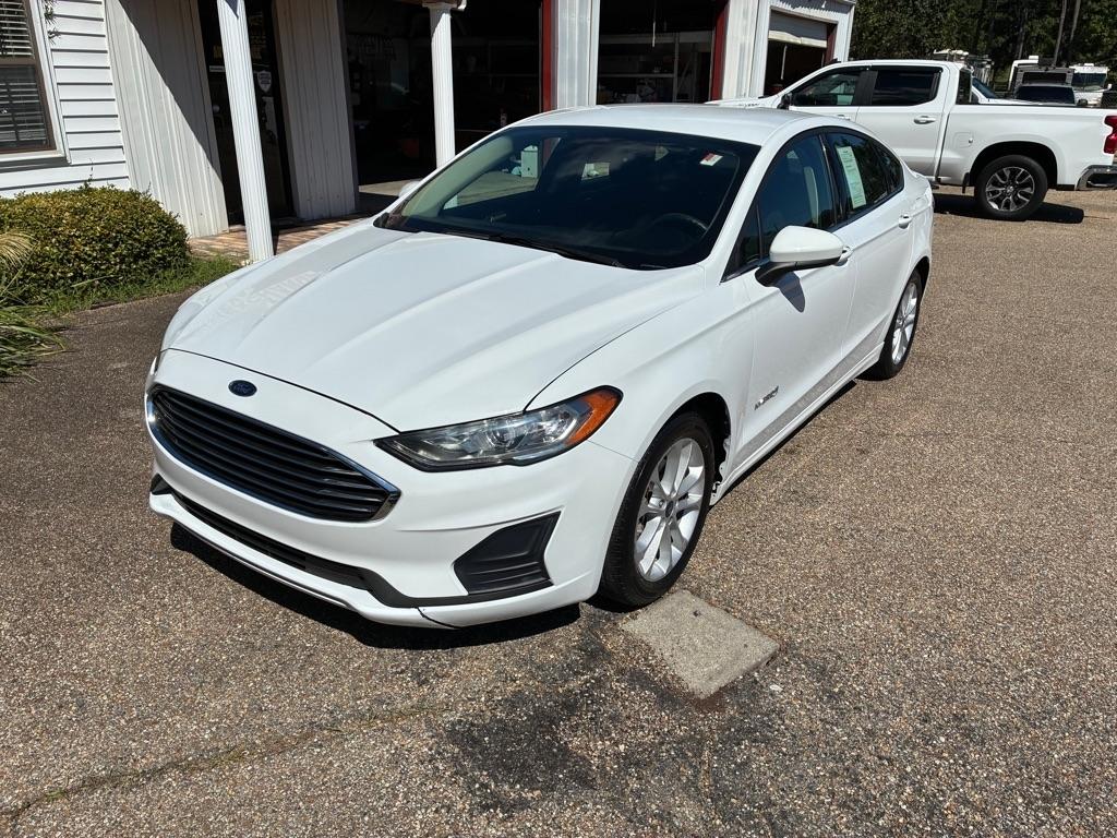 Ford Fusion photo 3