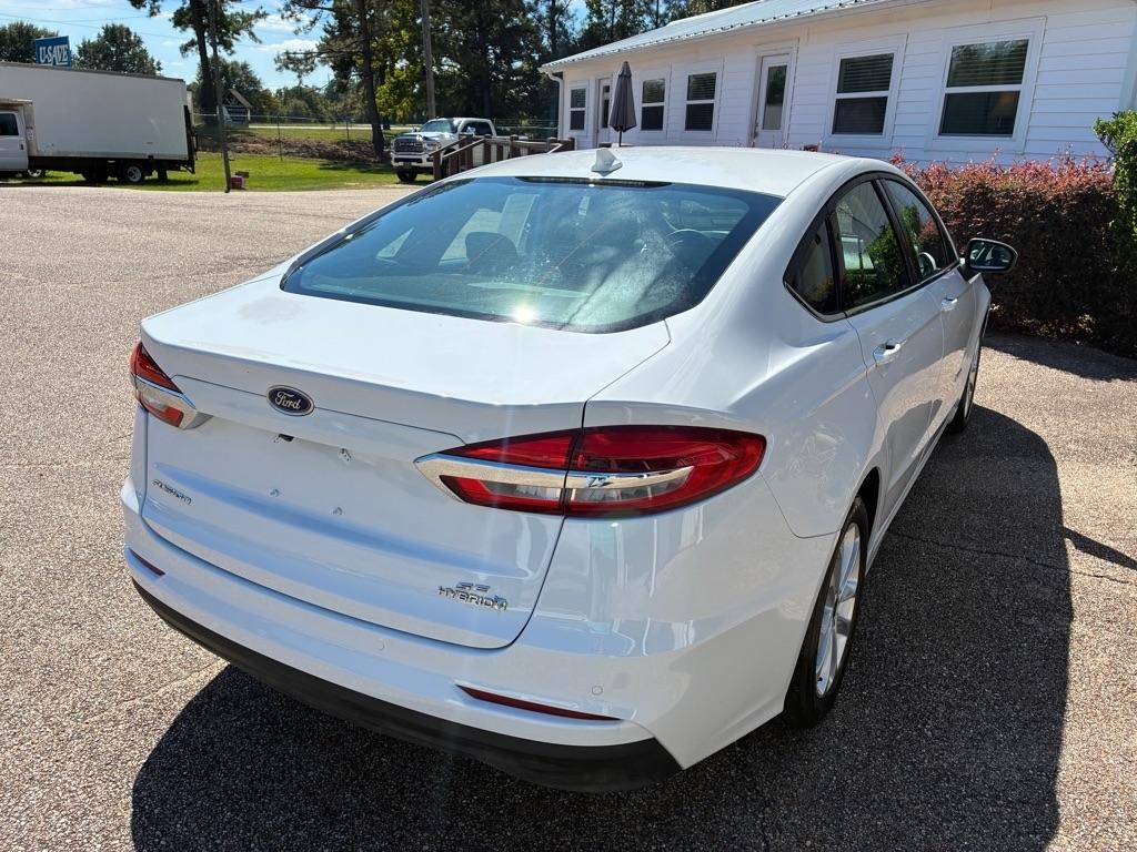 Ford Fusion photo 6