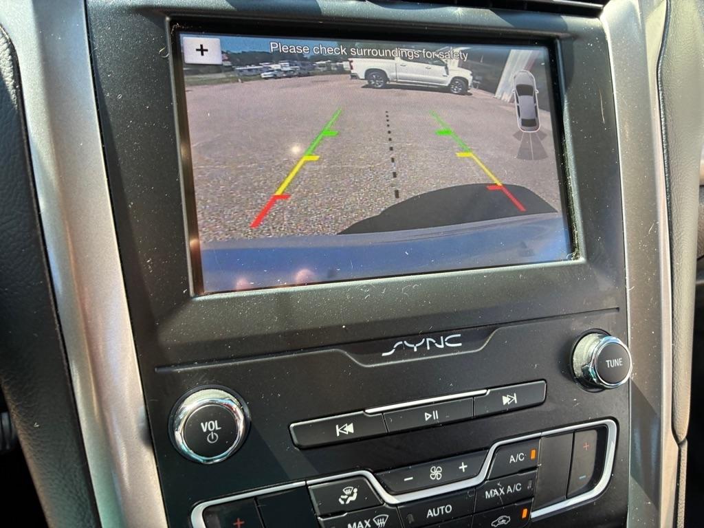 Ford Fusion photo 15