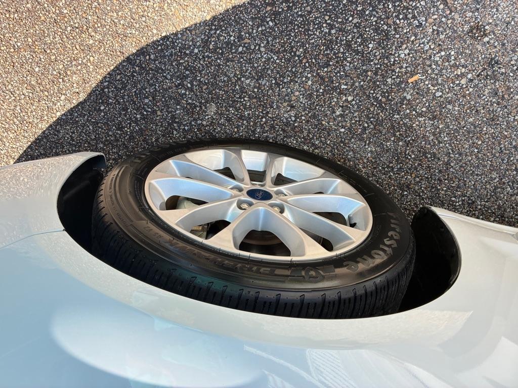 Ford Fusion photo 19