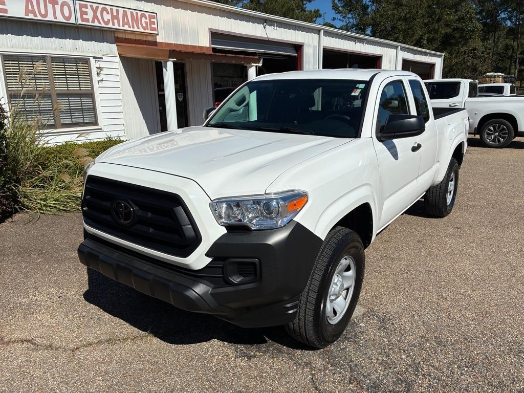 Toyota Tacoma 2WD Access Cab I4 AT SR (Natl) 2022