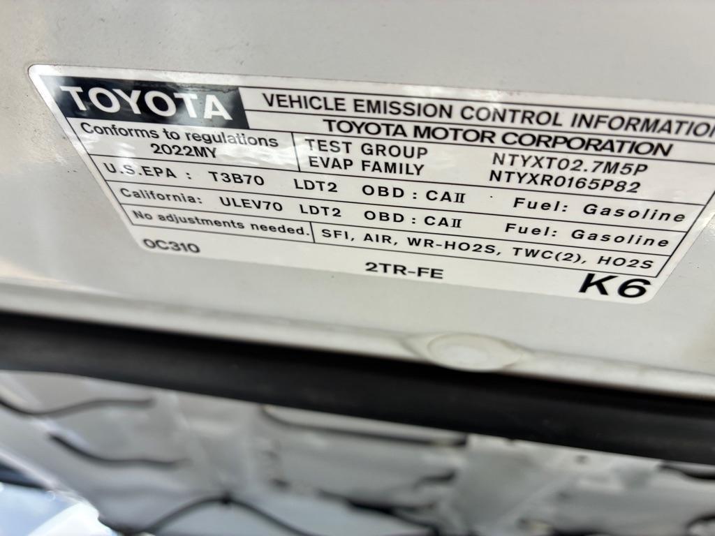 Toyota Tacoma 2WD Access Cab I4 AT SR (Natl) 2022