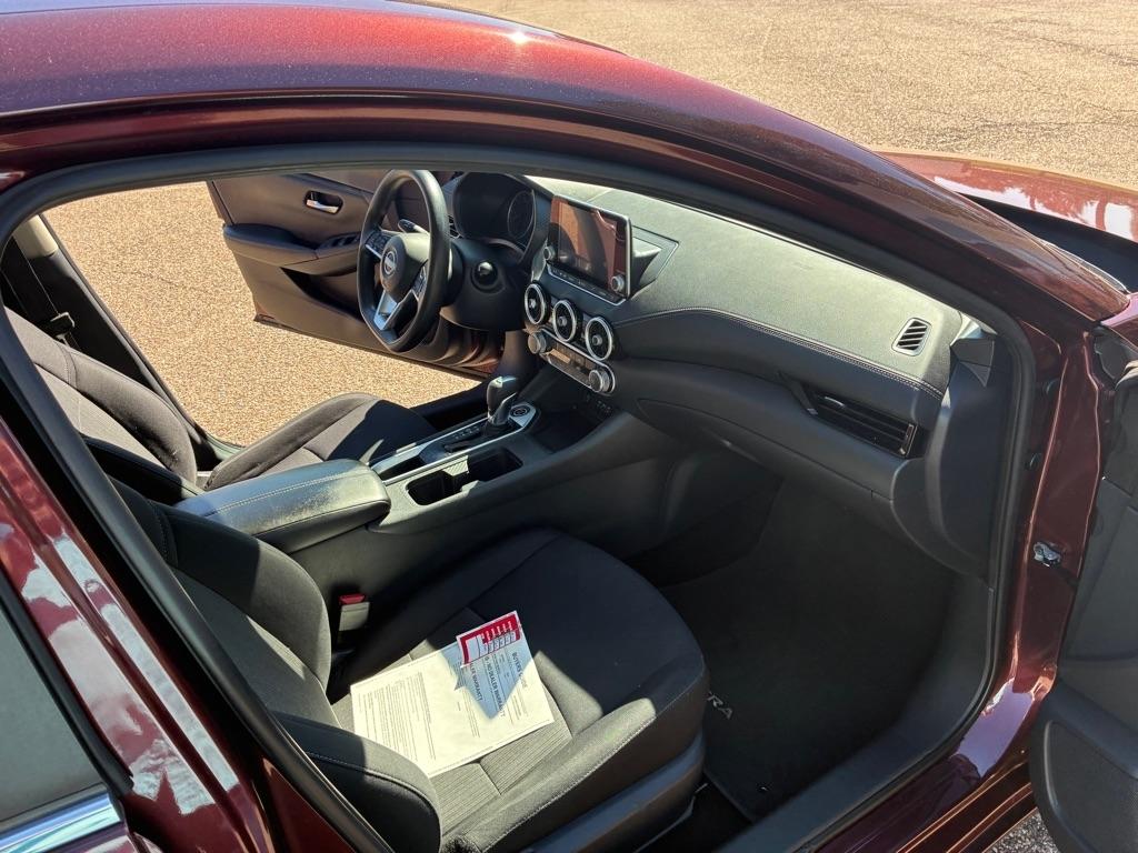 Nissan Sentra SV 2024