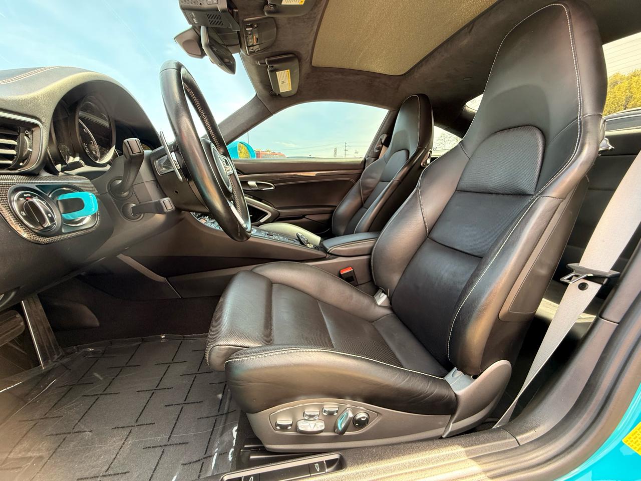 Porsche 911 2dr Cpe Turbo S 2018