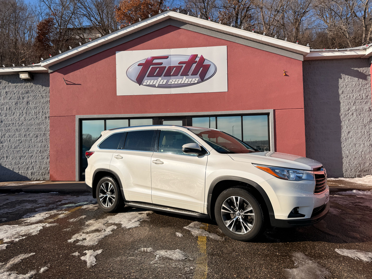 Toyota Highlander XLE AWD V6 2016