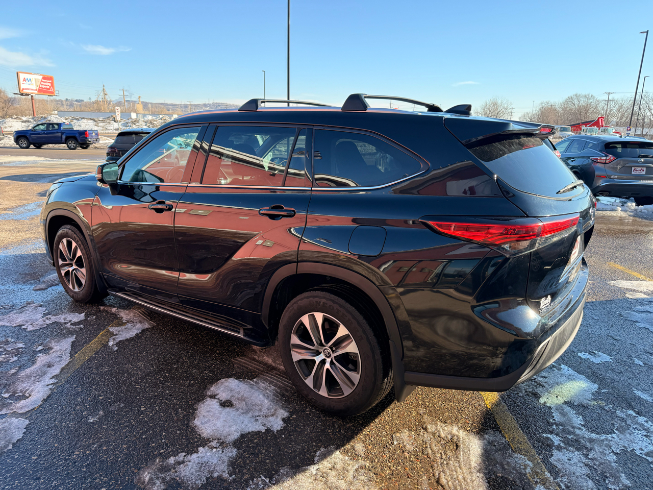 Toyota Highlander XLE AWD V6 2022