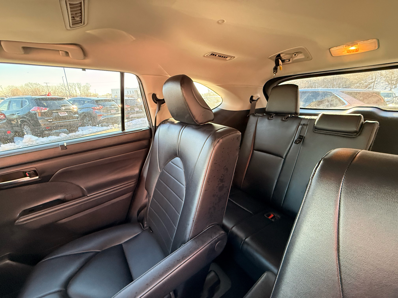 Toyota Highlander XLE AWD V6 2022