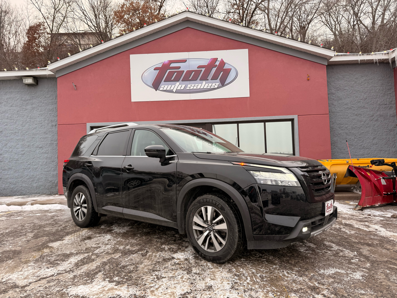 2022 Nissan Pathfinder SL 4WD