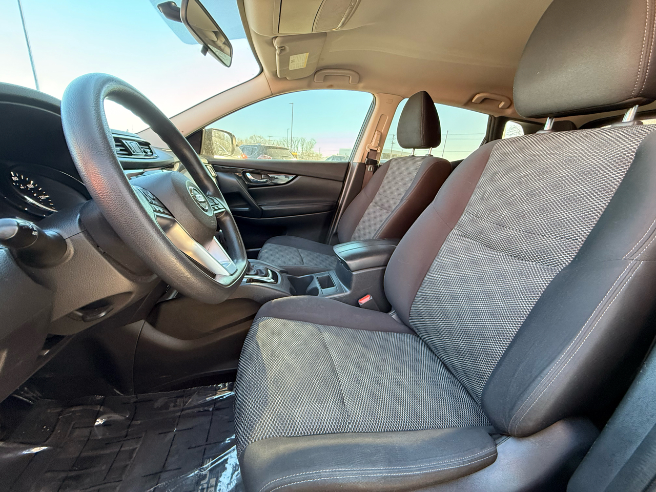 Nissan Rogue Sport FWD S 2018