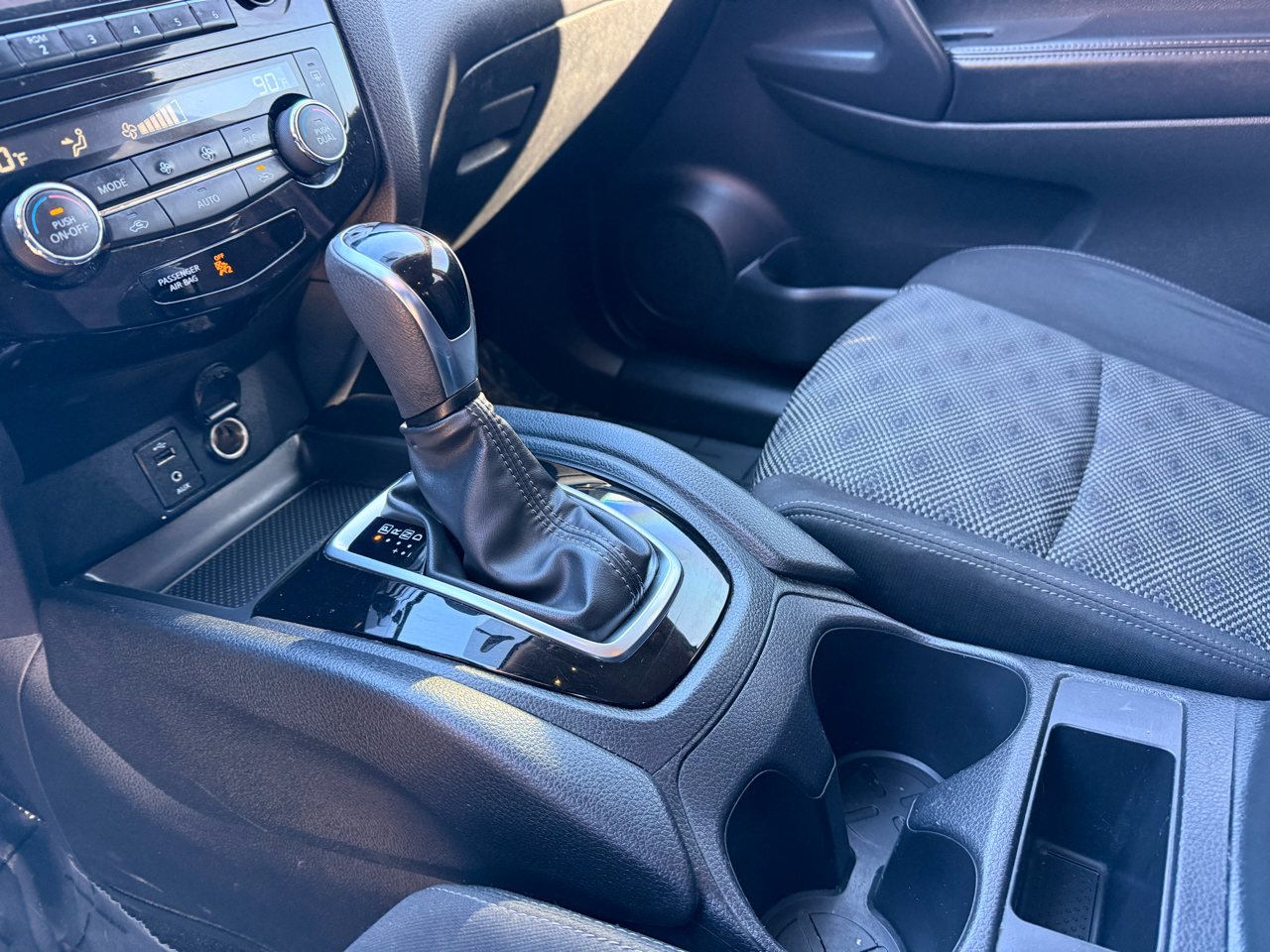 Nissan Rogue Sport FWD S 2018