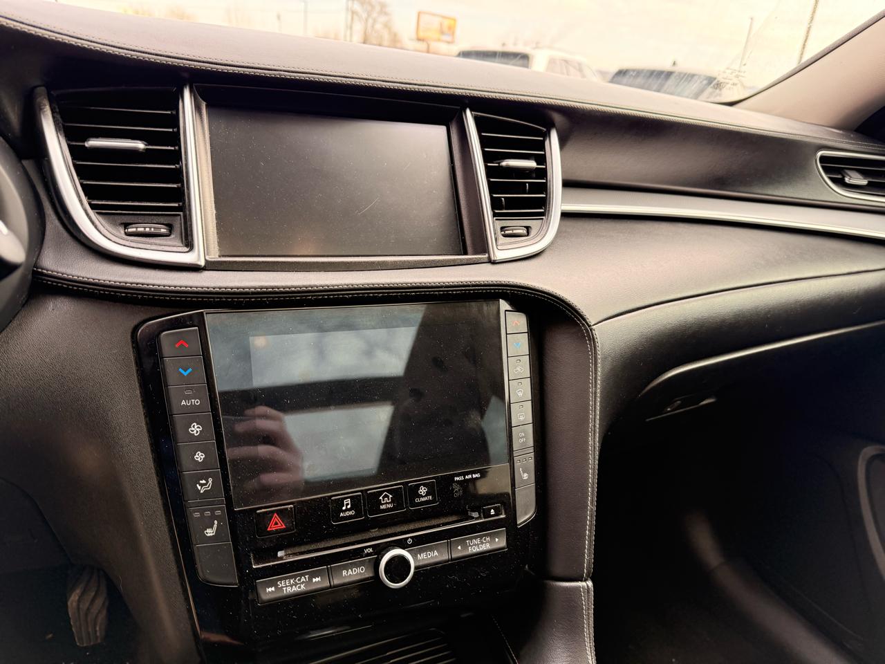 Infiniti QX50 ESSENTIAL AWD 2019