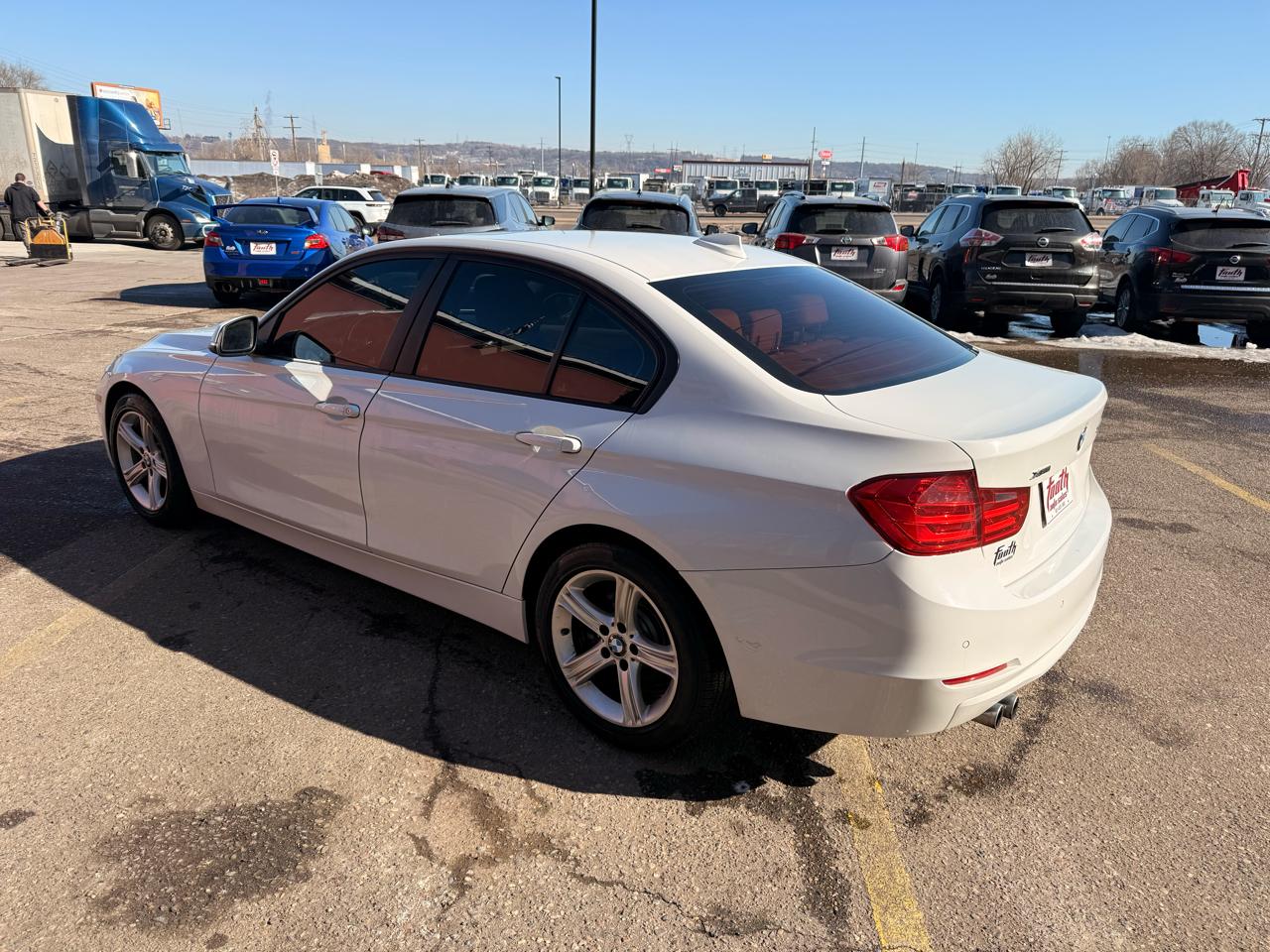 BMW 3-Series 328i xDrive Sedan 2014