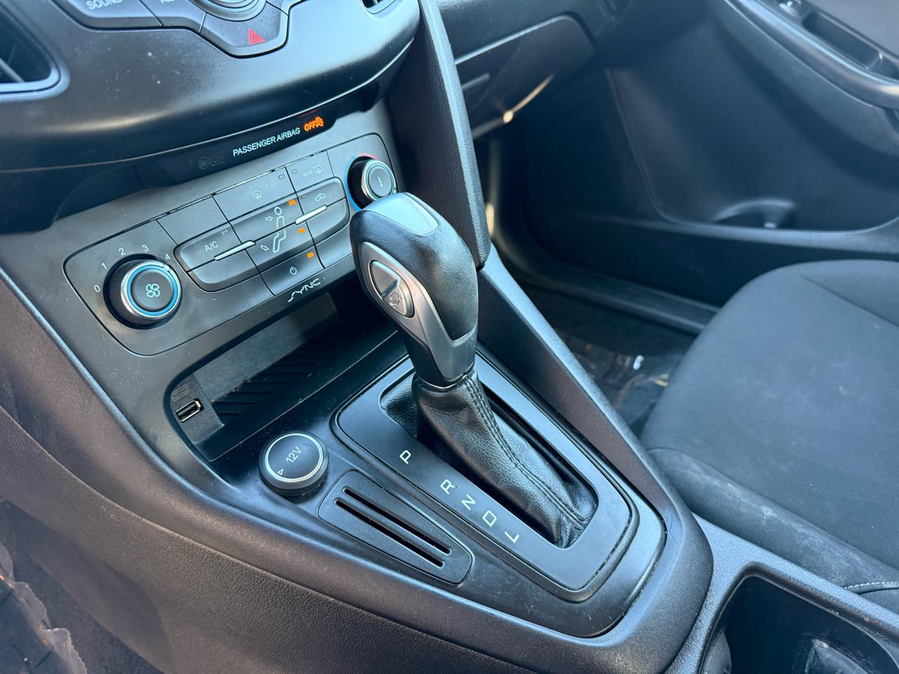 Ford Focus SE Hatch 2015