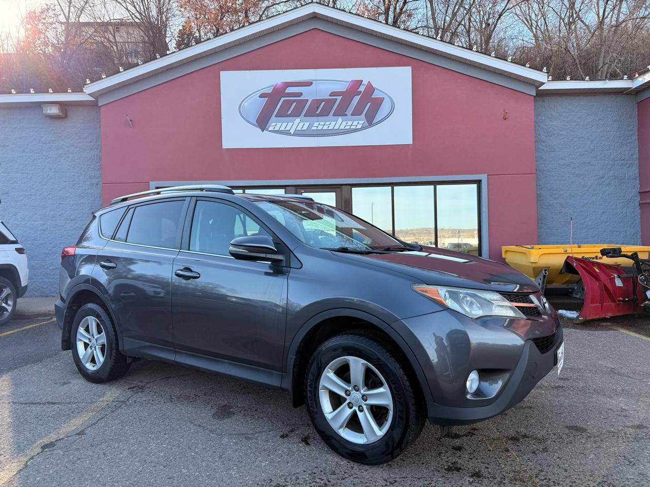 Toyota RAV4 XLE AWD 2013
