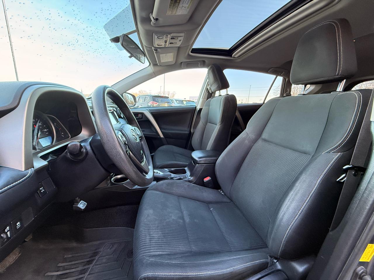 Toyota RAV4 XLE AWD 2013