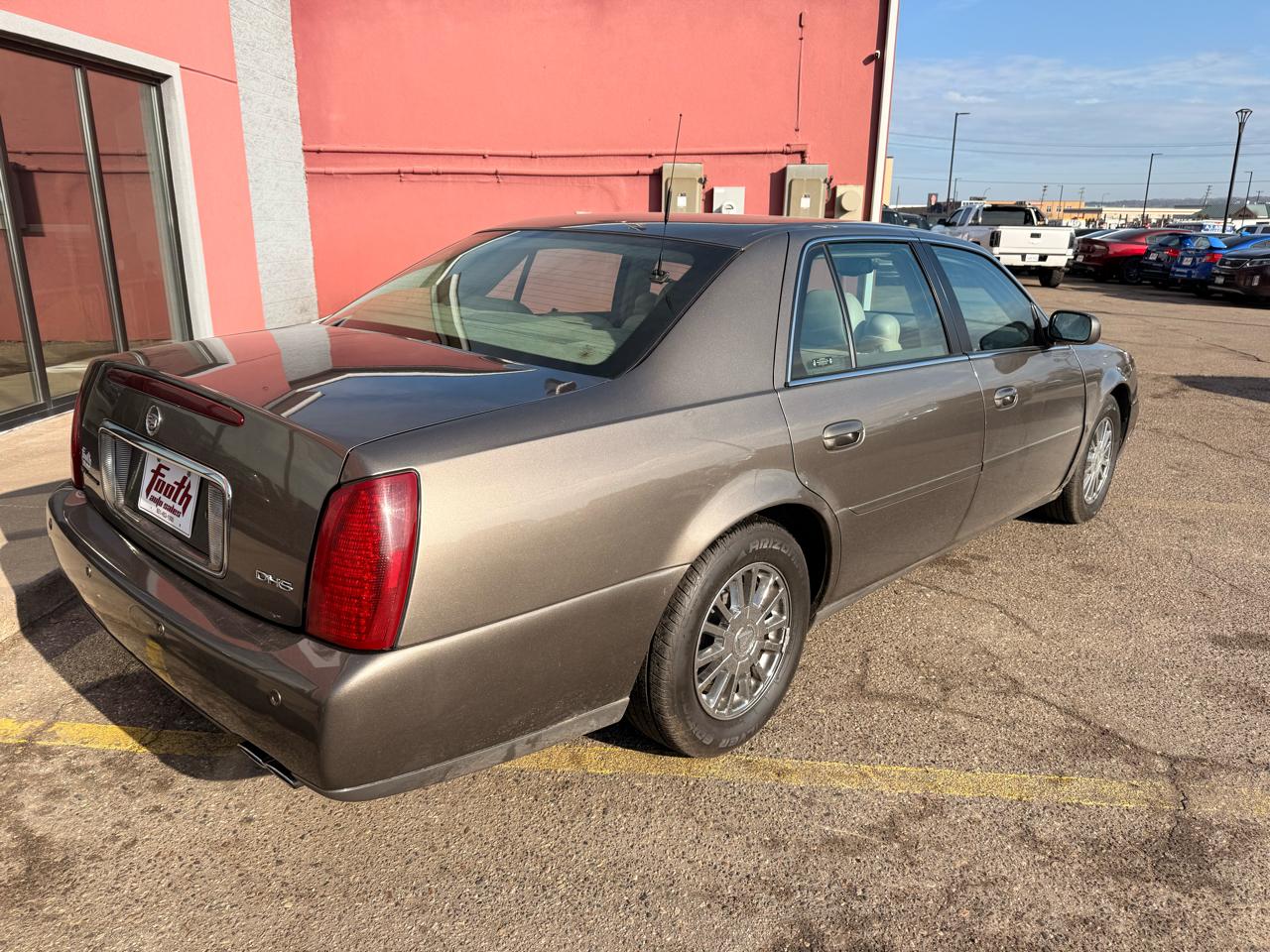 Cadillac DeVille DHS 2003