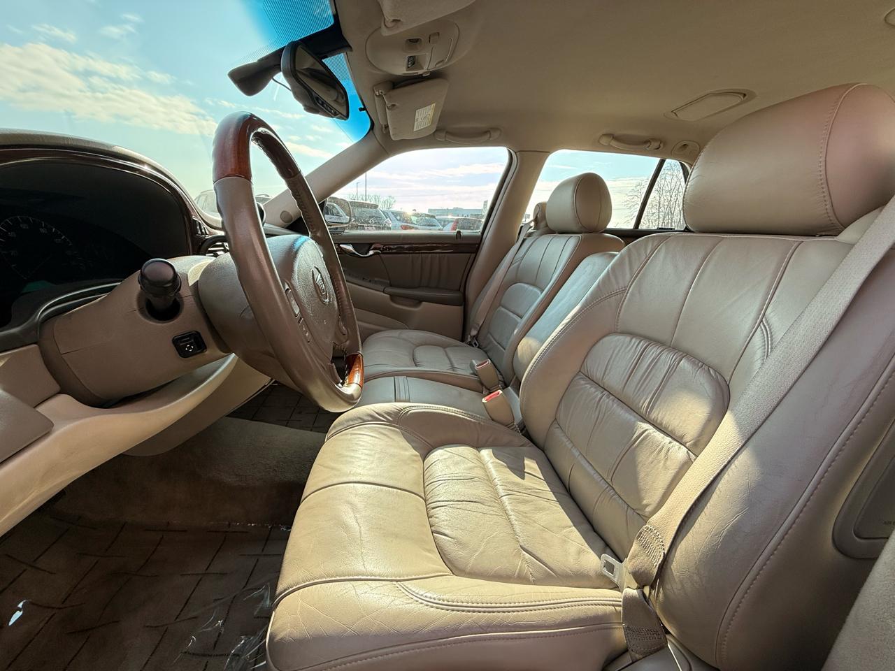 Cadillac DeVille DHS 2003