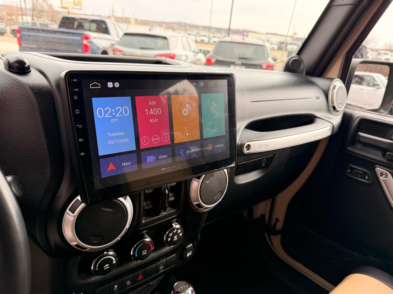 Jeep Wrangler Unlimited Rubicon 4WD 2011