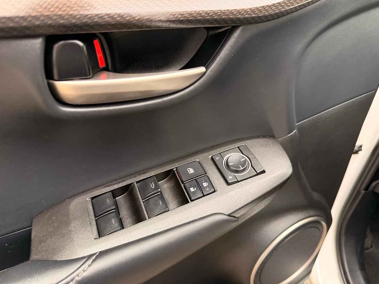 Lexus NX 200t FWD 2015