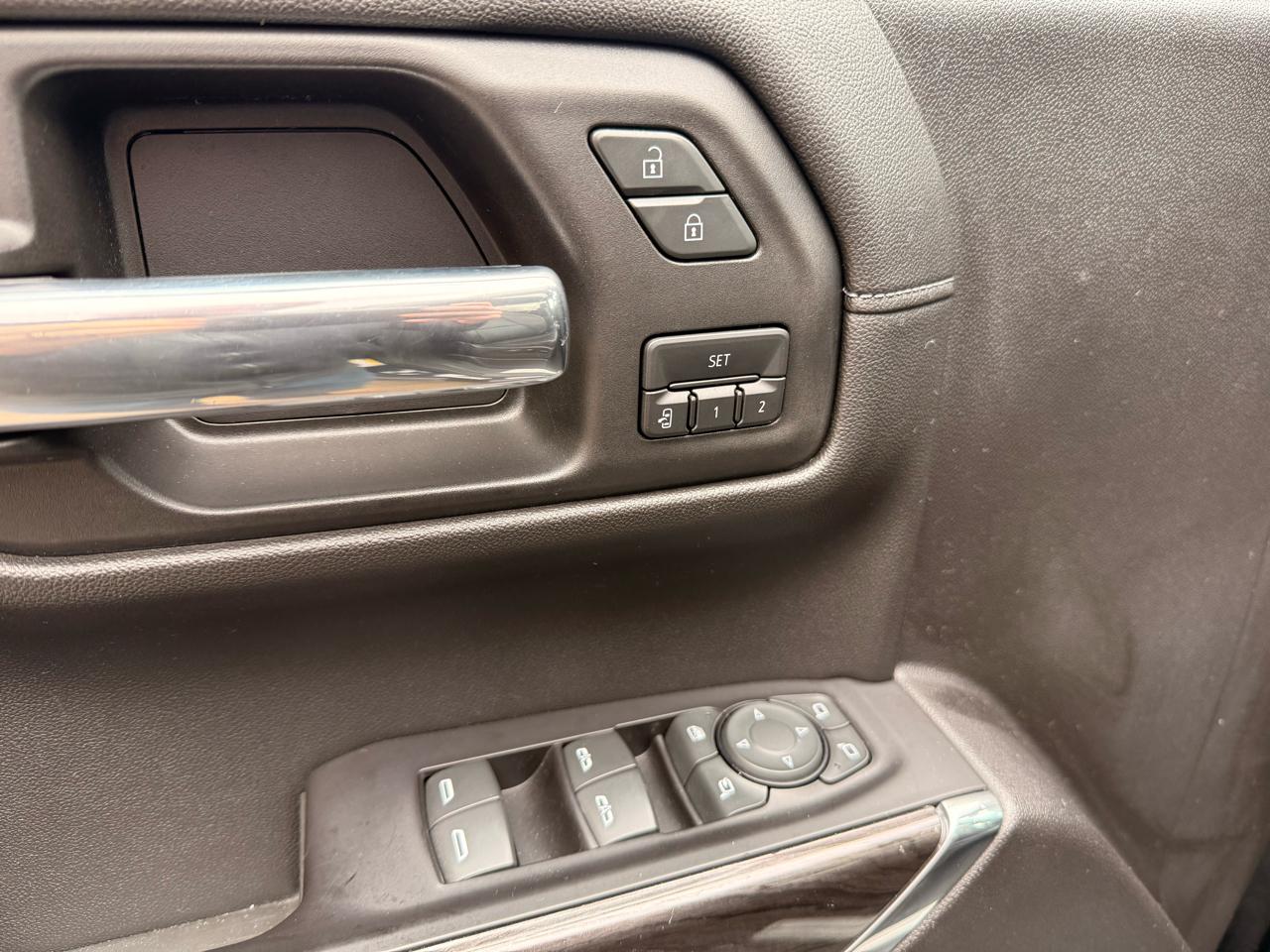 Chevrolet Silverado 1500 4WD Crew Cab 153.0" LTZ w/2LZ 2019