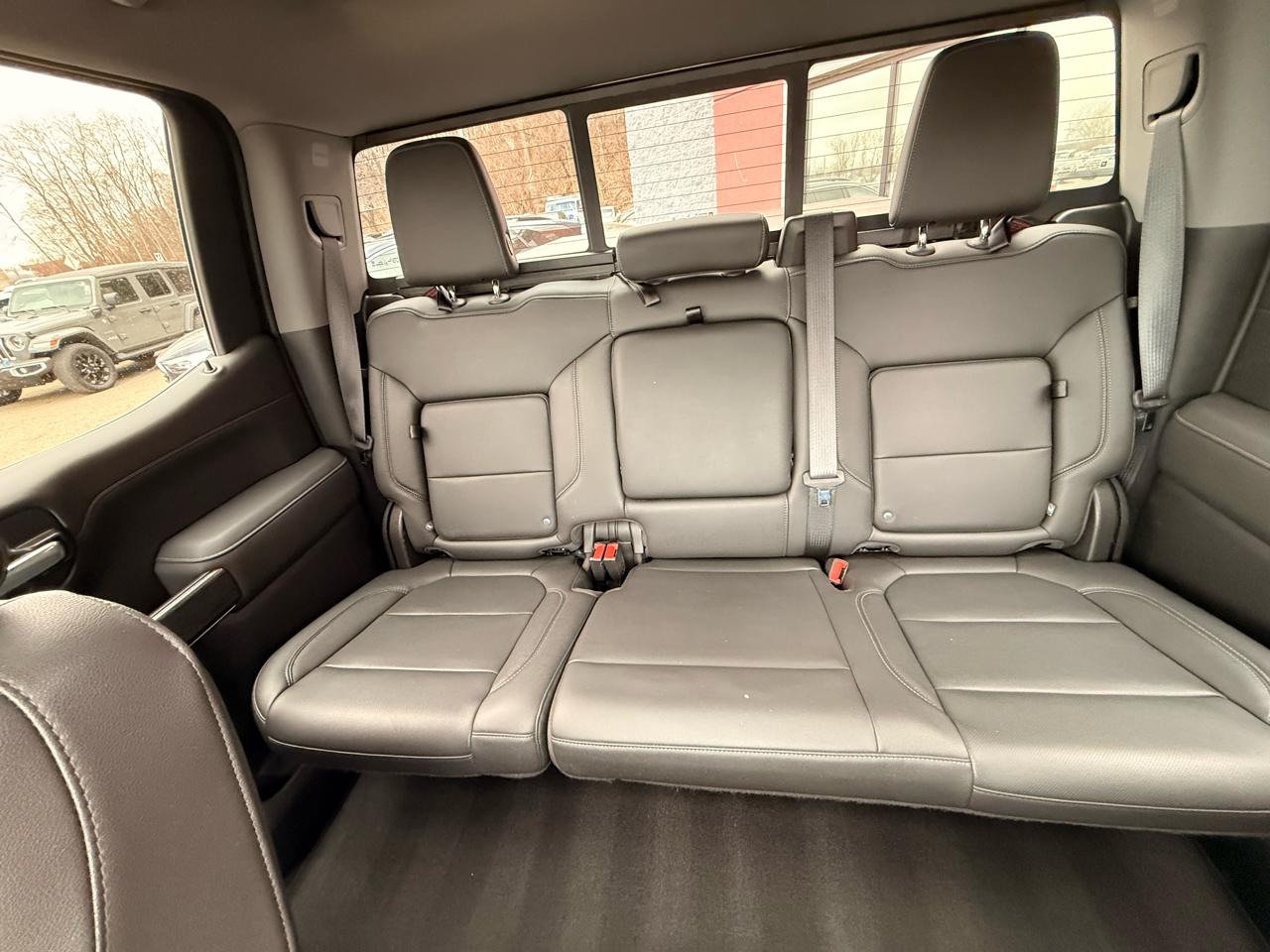 Chevrolet Silverado 1500 4WD Crew Cab 153.0" LTZ w/2LZ 2019