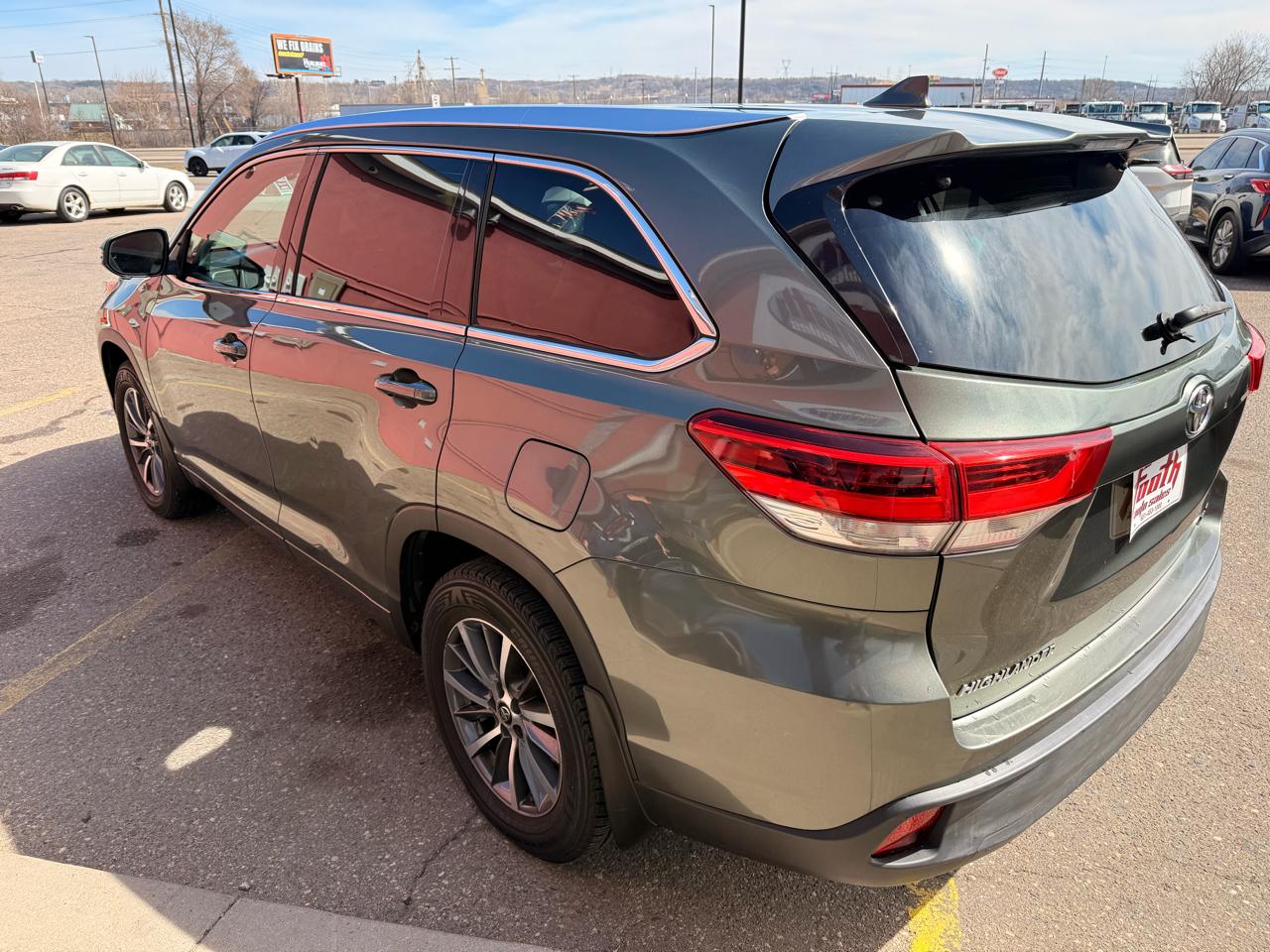Toyota Highlander XLE AWD V6 2017