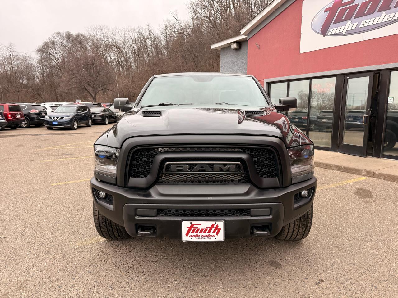 RAM 1500 4WD Crew Cab 140.5" Rebel 2016