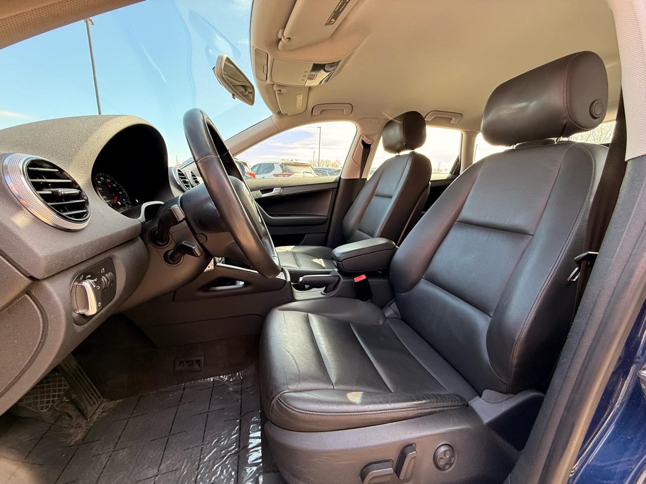 Audi A3 2.0T quattro with S tronic 2013