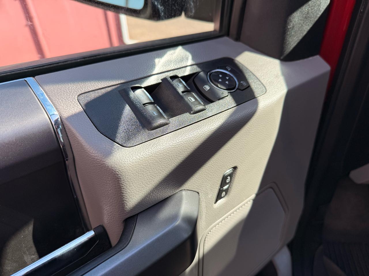 Ford F-150 4WD SuperCrew 150" XLT 2020