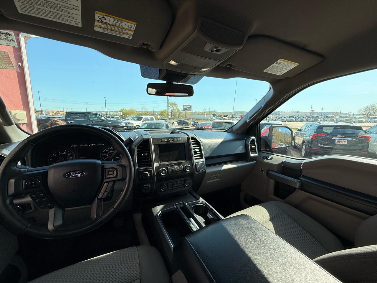 Ford F-150 4WD SuperCrew 150" XLT 2020