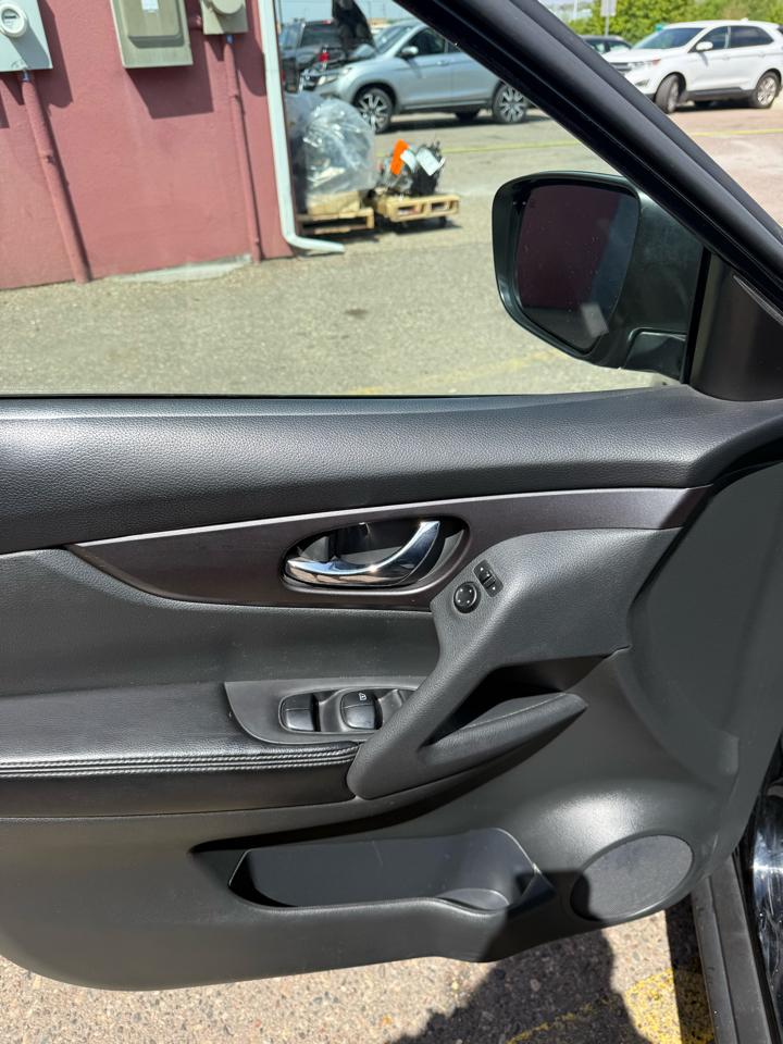 Nissan Rogue 2017.5 FWD SL 2016