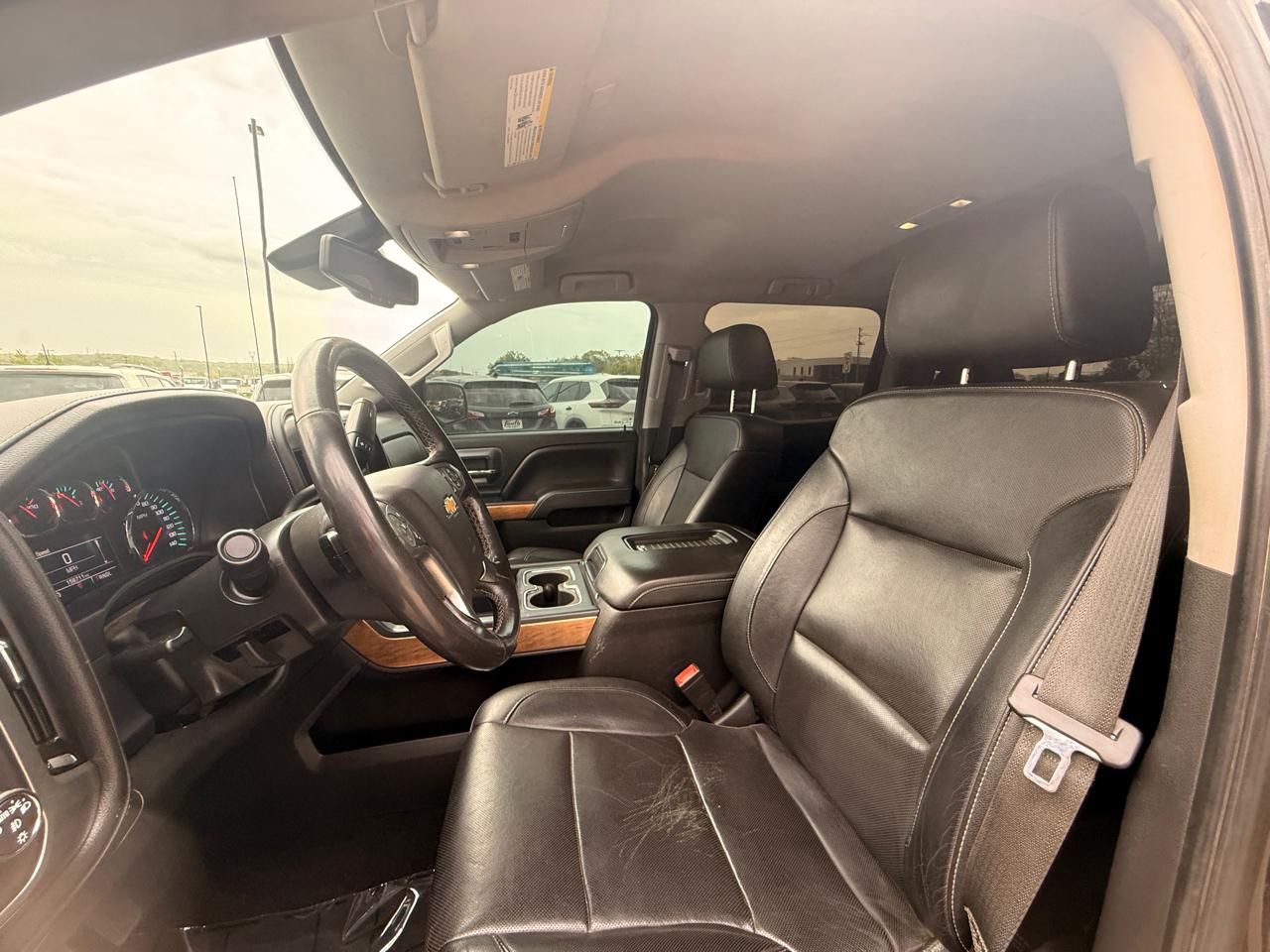 Chevrolet Silverado 1500 4WD Crew Cab 153.0" LTZ w/2LZ 2018