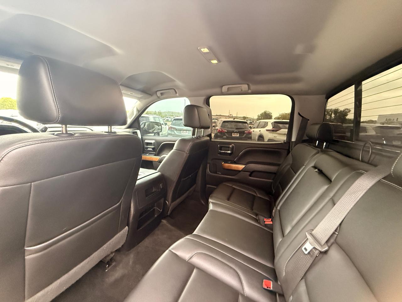Chevrolet Silverado 1500 4WD Crew Cab 153.0" LTZ w/2LZ 2018