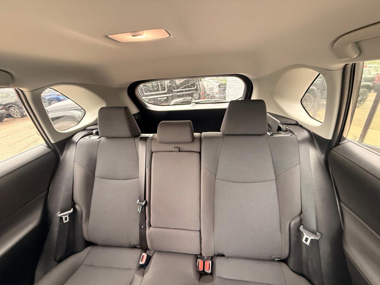 Toyota RAV4 LE AWD 2023