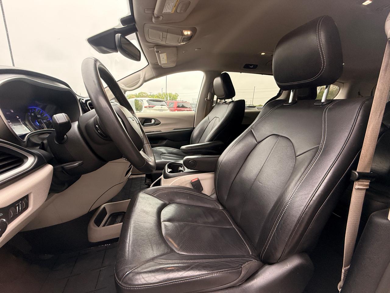 Chrysler Pacifica Touring-L 2022