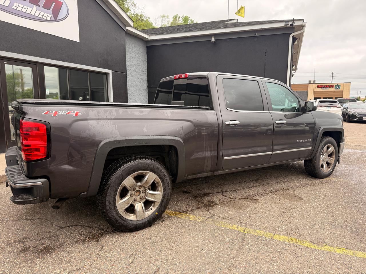 Chevrolet Silverado 1500 4WD Crew Cab 153.0" LTZ w/2LZ 2015