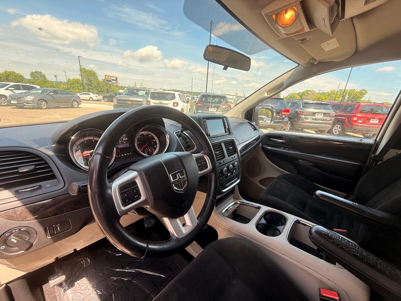 Dodge Grand Caravan SXT 2015
