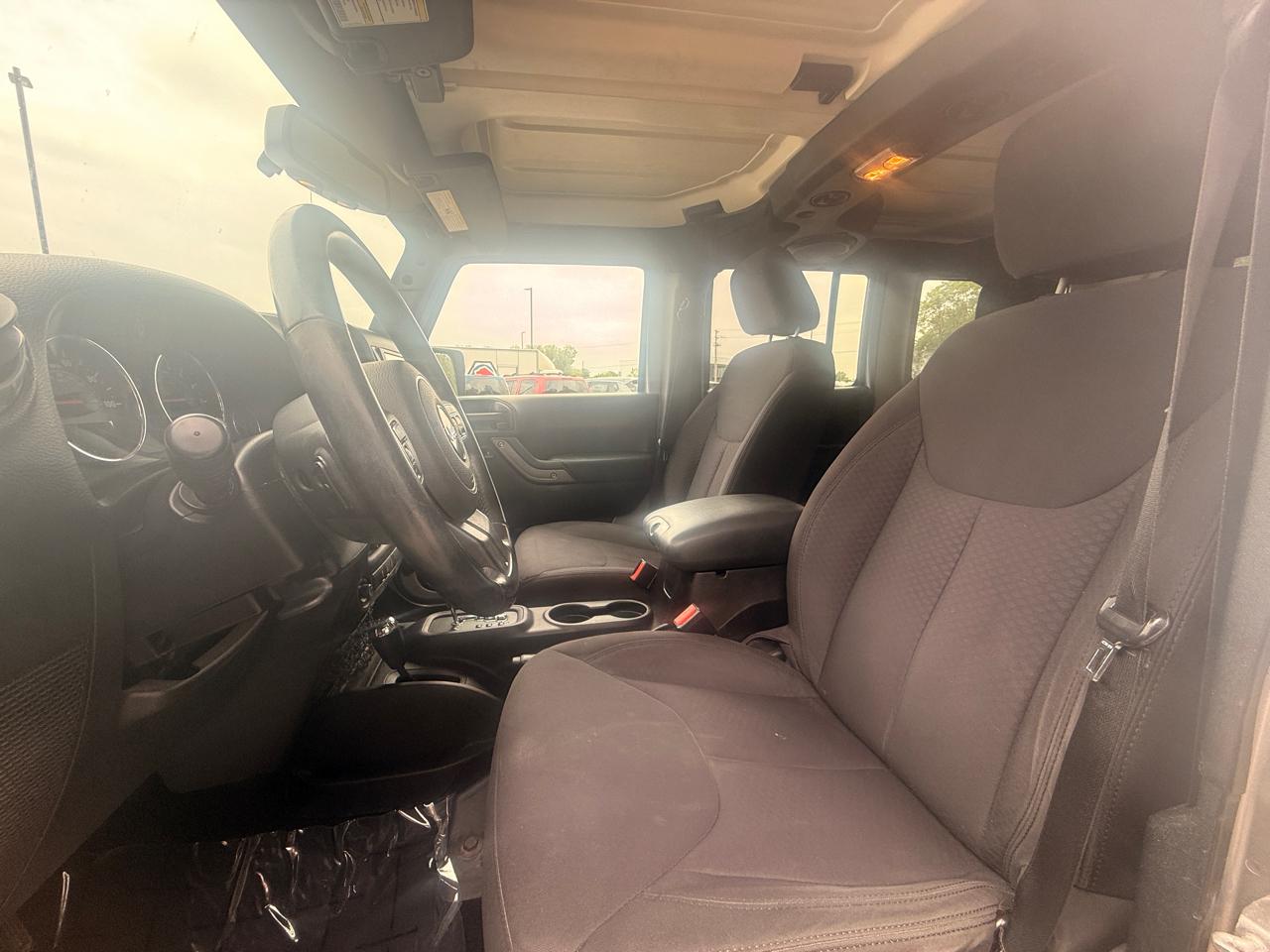 Jeep Wrangler Unlimited Sport 4x4 2013