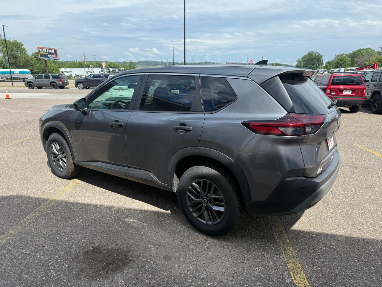 Nissan Rogue S 2023