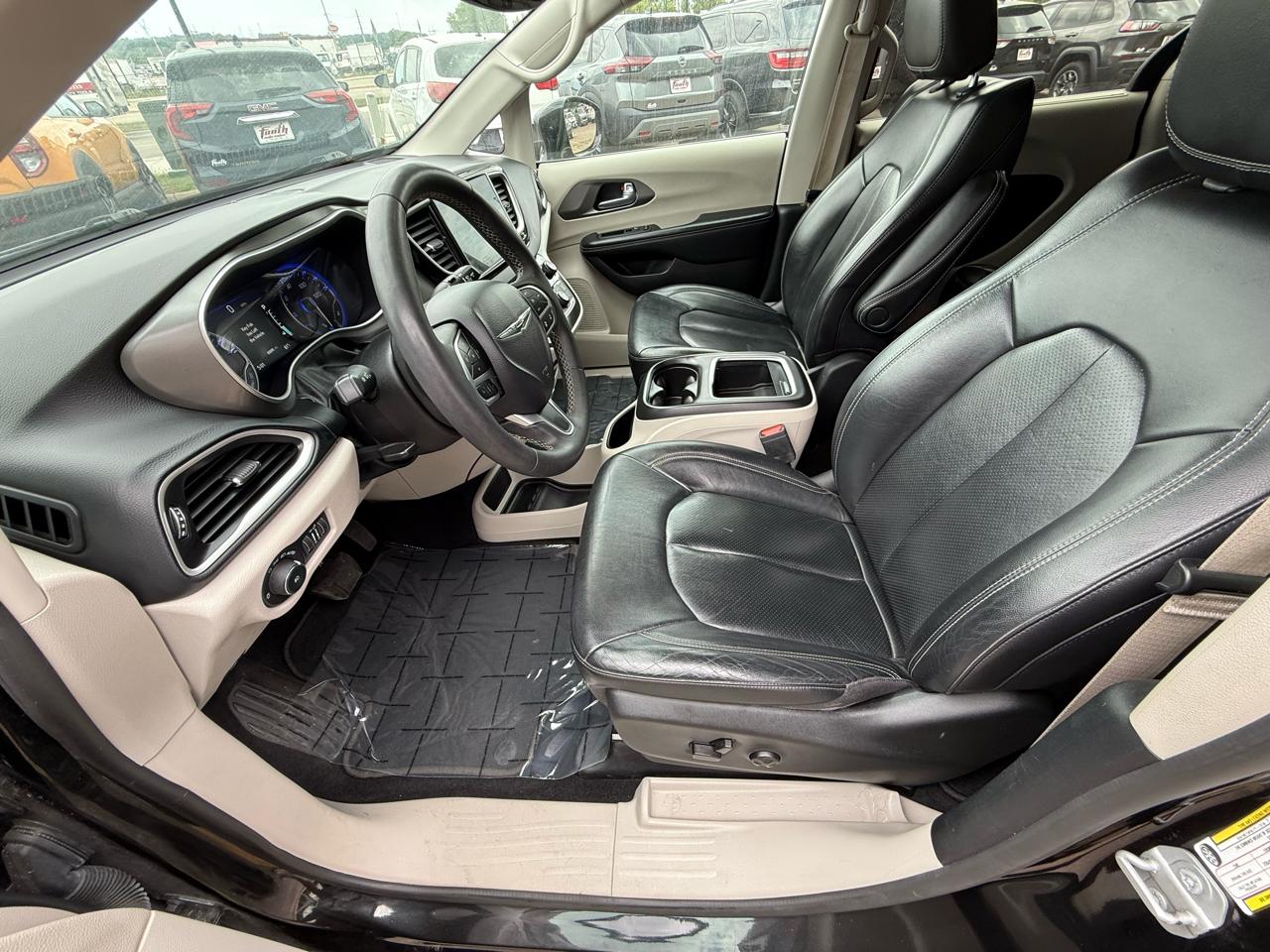 Chrysler Pacifica Touring-L 2022