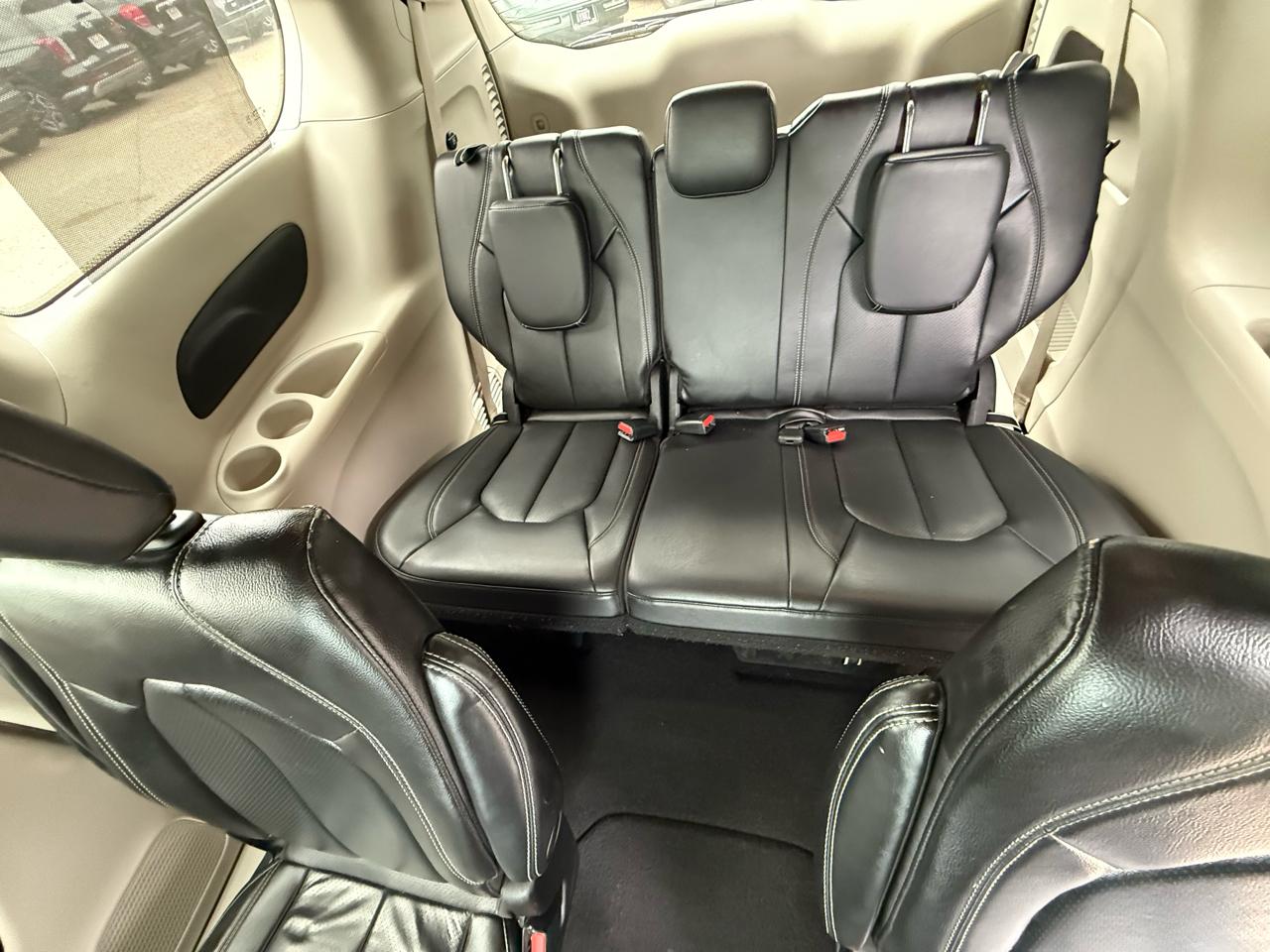 Chrysler Pacifica Touring-L 2022
