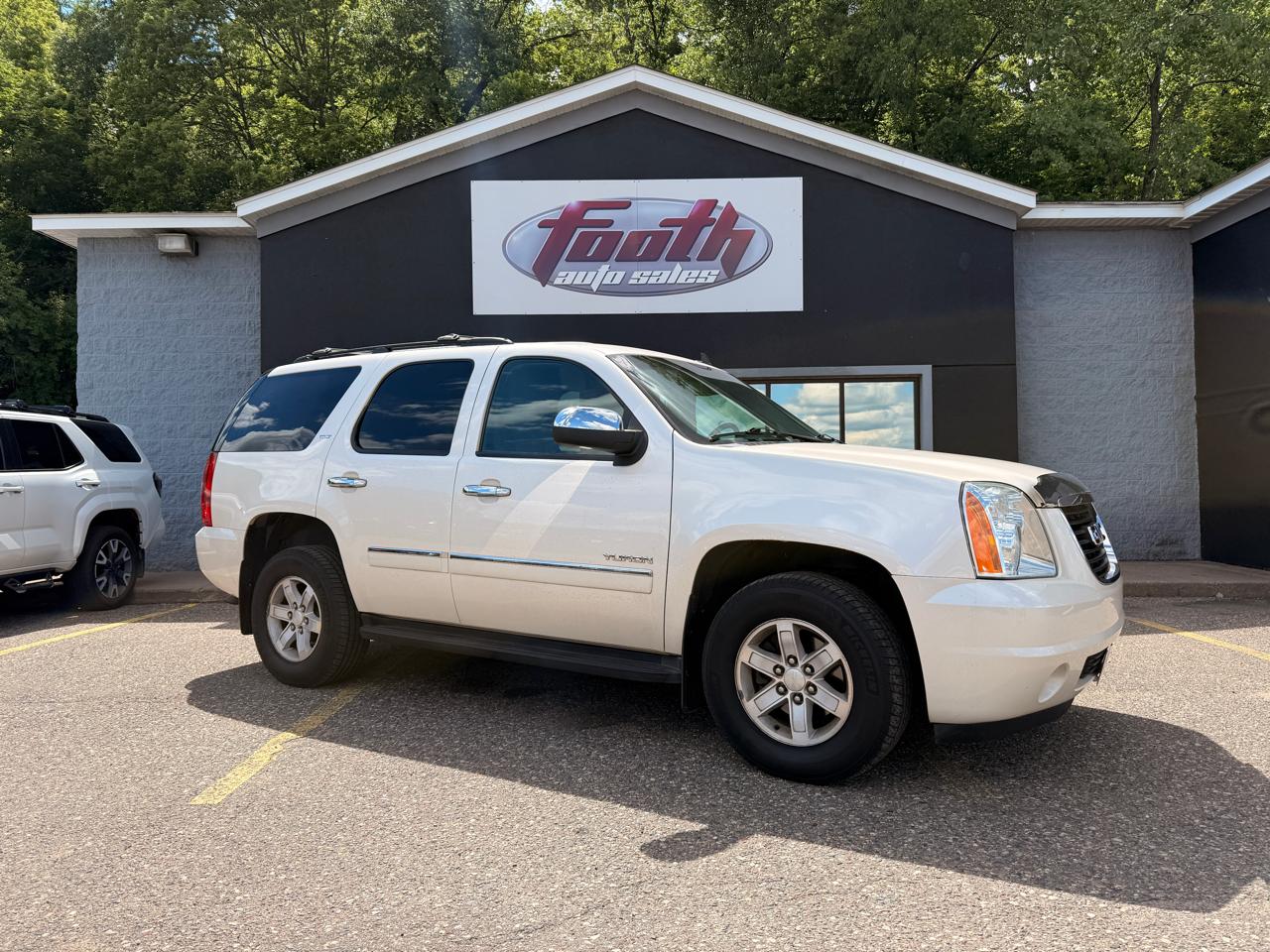 GMC Yukon SLT 4WD 2014