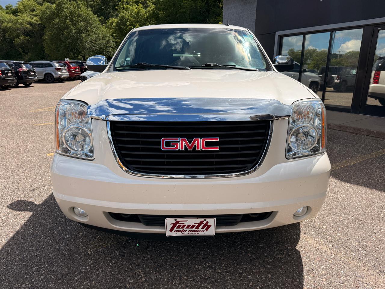 GMC Yukon SLT 4WD 2014