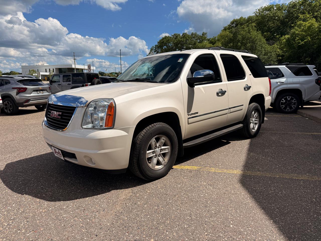 GMC Yukon SLT 4WD 2014