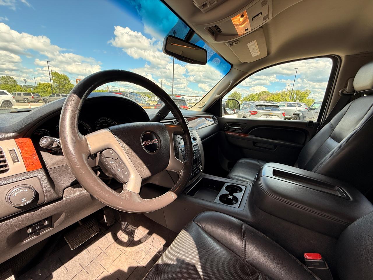 GMC Yukon SLT 4WD 2014