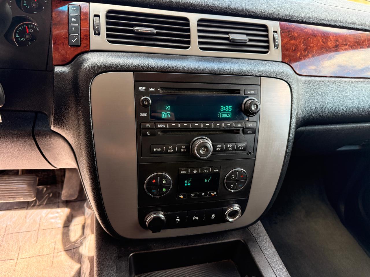 GMC Yukon SLT 4WD 2014