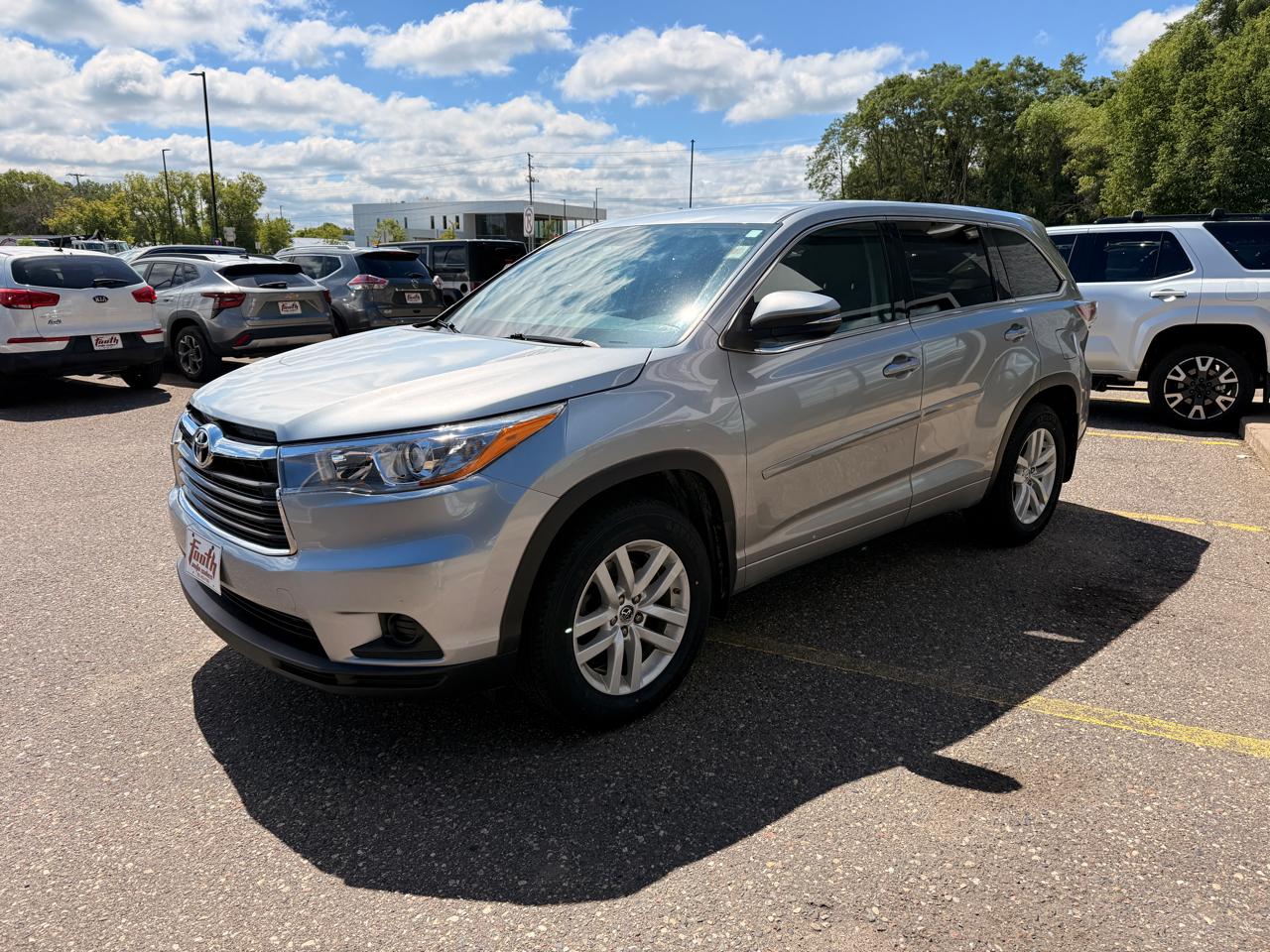 Toyota Highlander LE AWD V6 2016