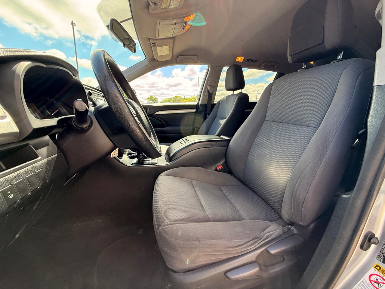 Toyota Highlander LE AWD V6 2016