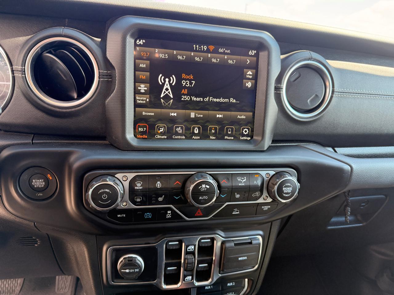 Jeep Wrangler 4xe Unlimited Sahara 2023
